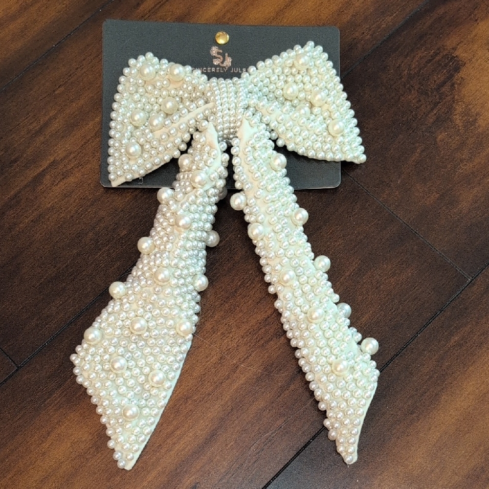 Sincerely Jules Ivory Pearl Hairbow